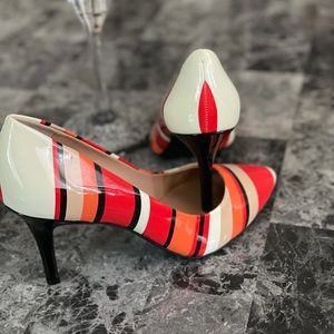 Multi colored fun heel!